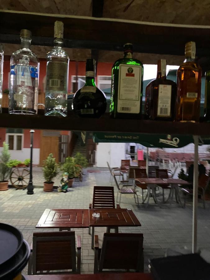 Pensiune Restaurant Indus Окна-Сибьюлуй Экстерьер фото