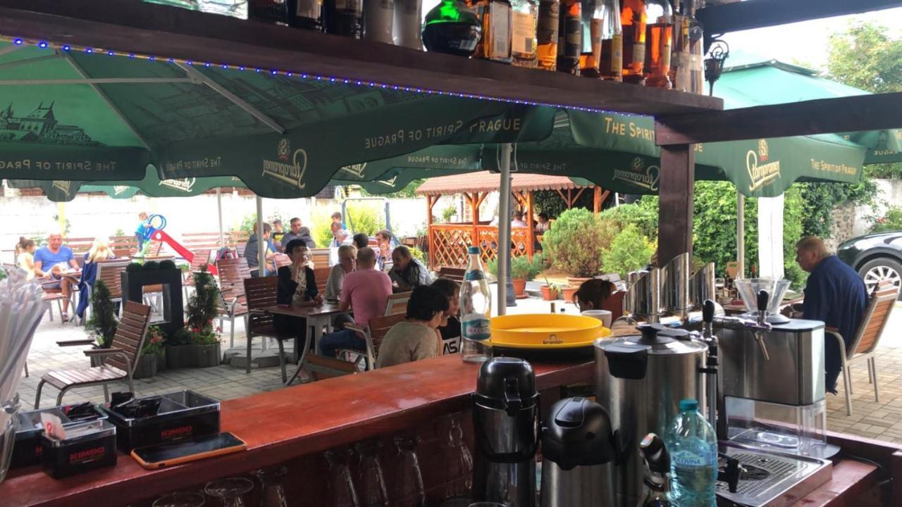 Pensiune Restaurant Indus Окна-Сибьюлуй Экстерьер фото