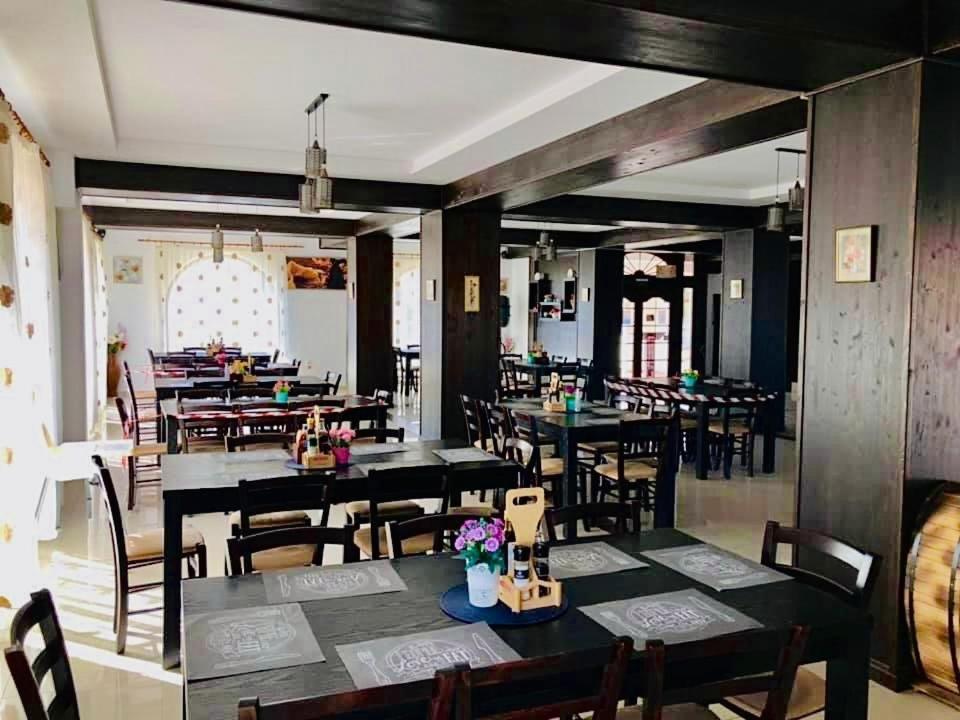 Pensiune Restaurant Indus Окна-Сибьюлуй Экстерьер фото